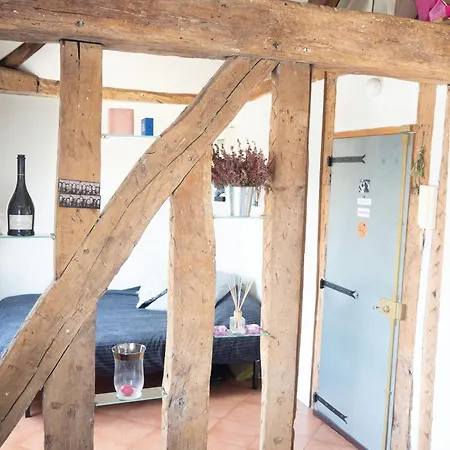 Lovely In The 7th דירה *